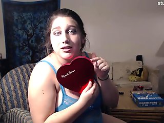 ample chick alone on Valentine's Day