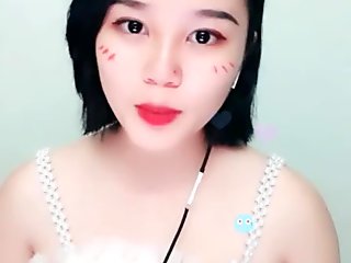 Em gá_i tó_c ng   n xinh x   n trê_n Uplive